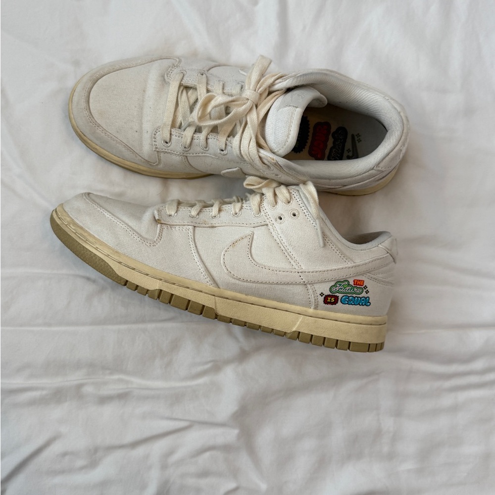 Nike Off-White Low-Top Sneakers with Cream Sole